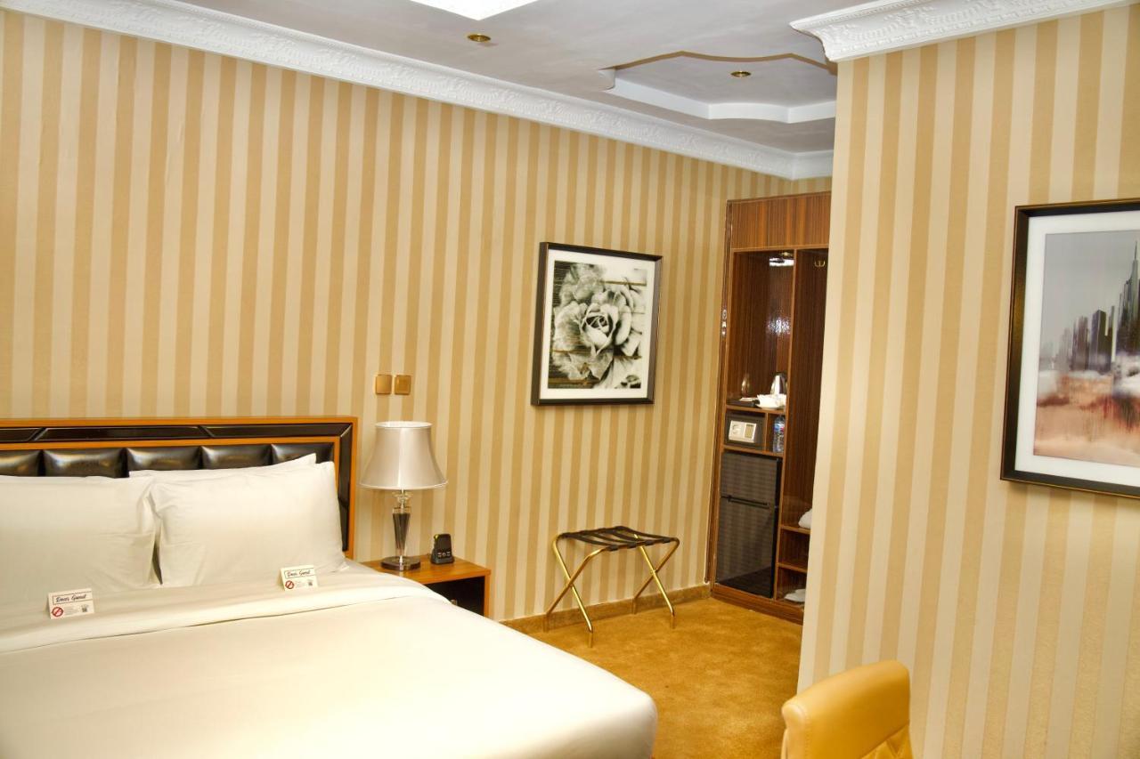No.1 Hotel Abuja Exterior foto